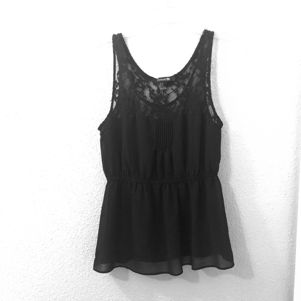 Black sleeveless blouse with lace top!